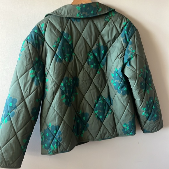 Tiny Cottons, The Tiny Big Sister, Flowers Quilted Coat.
Size 36 - Picture 4 of 5